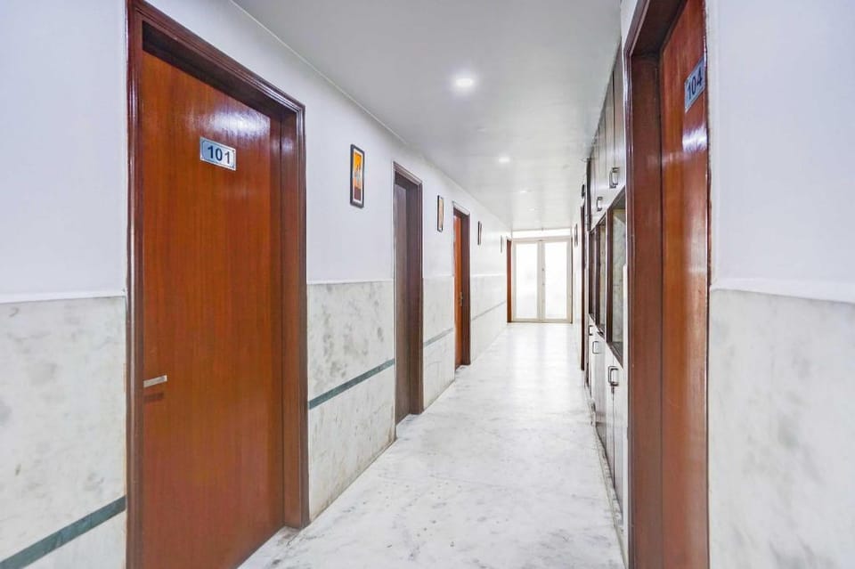 Hotel O Mall Of Noida Hotel in Noida