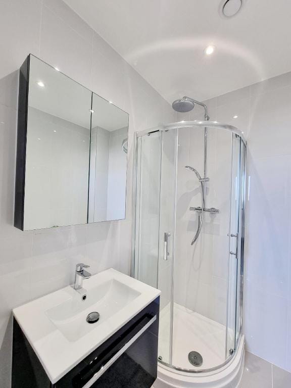 Woolwich Apartments Apartment in London