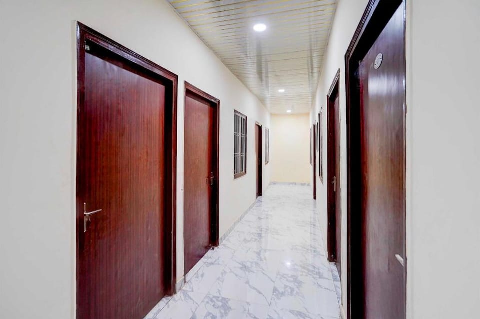 Super Collection O Matiyari Hotel in Lucknow