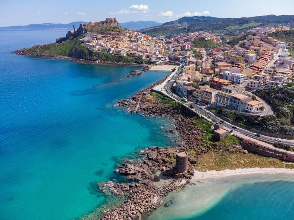 Terrace and comfort by the sea Apartment in Sardinia