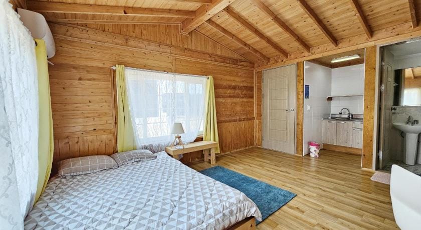Udo Pension Haeyeon Hotel in South Korea