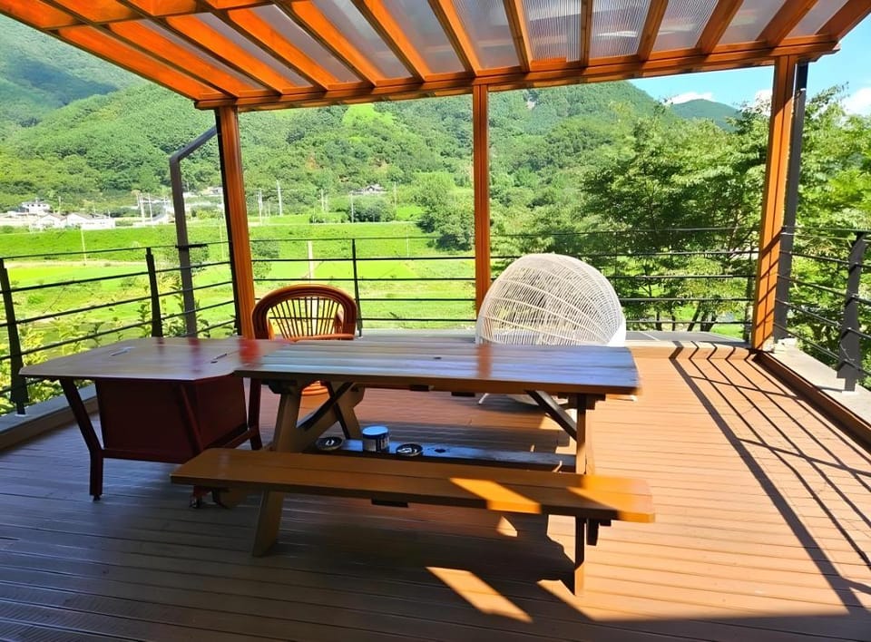 Sancheong Jarak Ae Pension Bed and Breakfast in South Korea