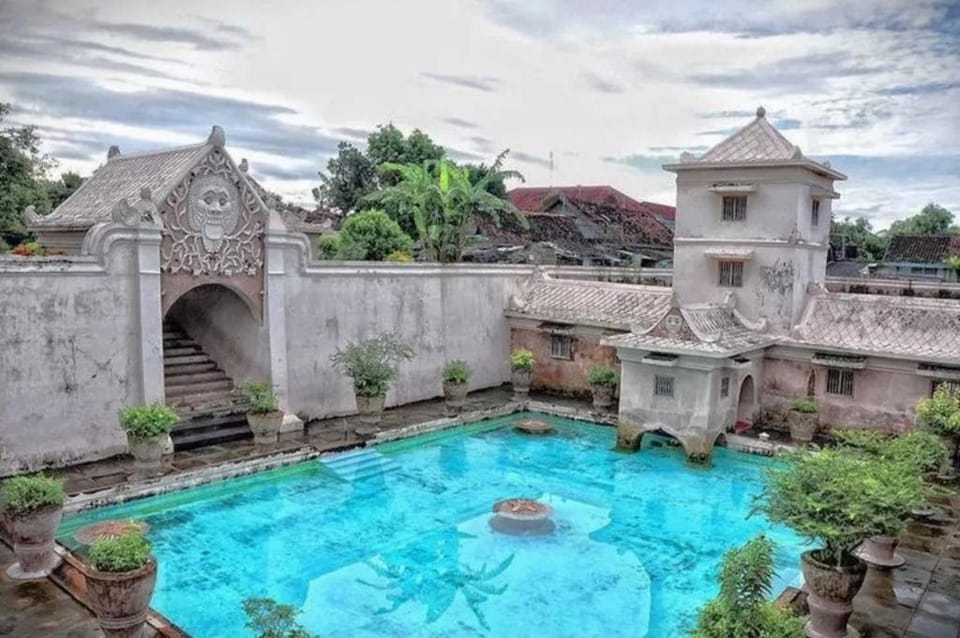 deMulya Hostel Hotel in Yogyakarta