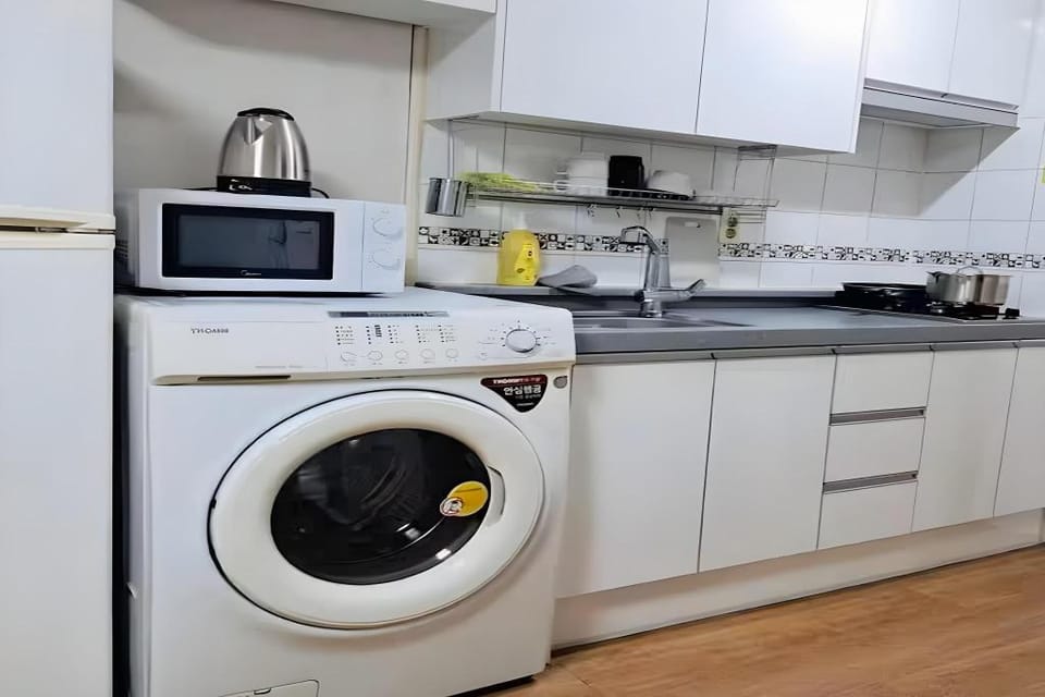 [가양역 도보1분] 퀸베드, 에어콘완비,집전체,넥플렉스 Vacation rental in Seoul