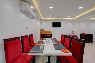 Hotel Grand Loft Near IGI Airport  Apartment in New Delhi