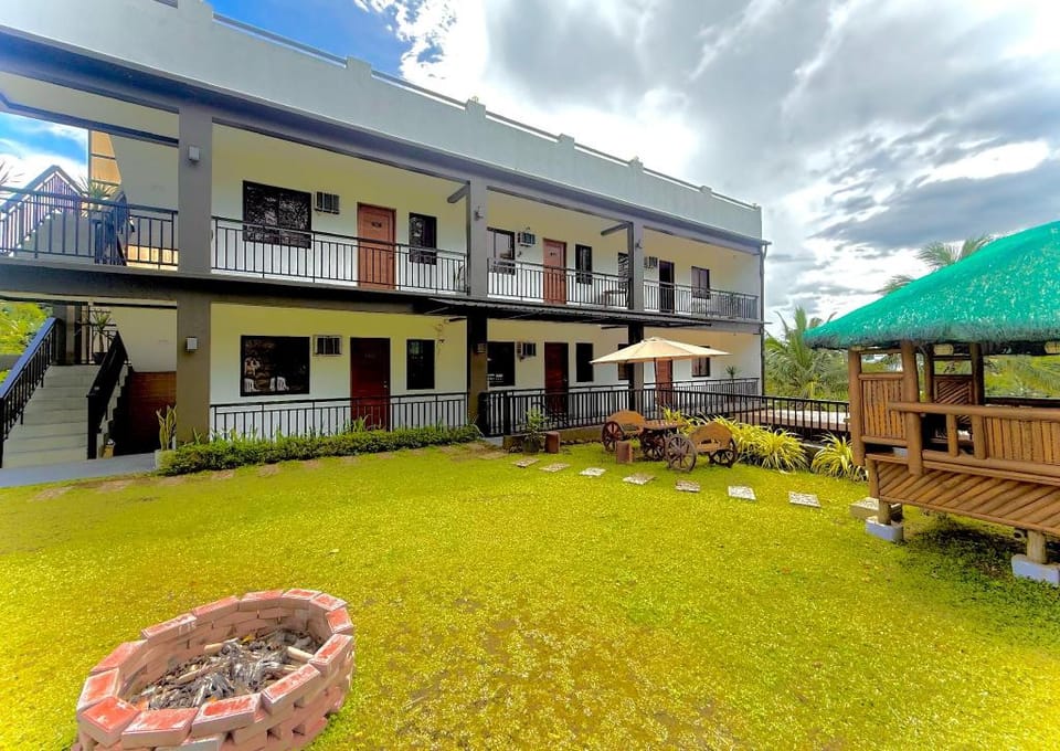 Sol Y Verde Resort Tagaytay Hotel in Tagaytay