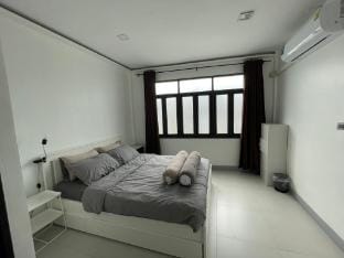 Metta’s house Vacation rental in Bangkok