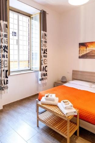 Sannio Apartment - near Metro San Giovanni by RHR Apartment in Rome