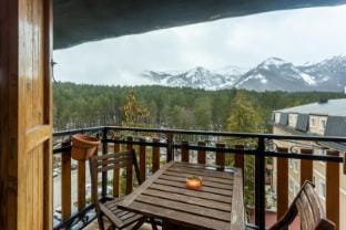Magnolia Loft – Ovindoli Ski & Mountain Retreat by RHR Apartment in Abruzzo