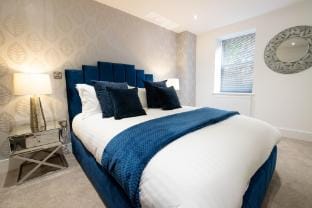 Your Apartment | Bristol Rowan Tree - No.1 Apartment in Bristol