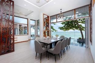 VT Villa 6Br on beach - seaview Vacation rental in Vung Tau