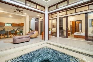 Cozy 2BR Villa with Rooftop & Plunge Pool Villa in North Kuta