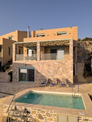Ouzo Panoramic House 2A (3BR with private pool) Vacation rental in İzmir Province