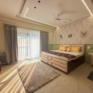 Whispering Pines  Apartment in Uttarakhand