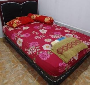 HOSTEL MENTARI (IQBAL) Vacation rental in Pujut