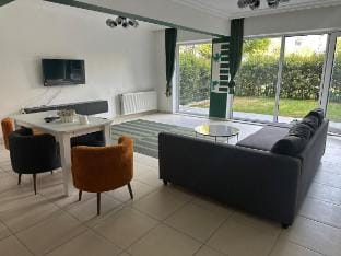 Garden in pool, parking and nature Vacation rental in Istanbul