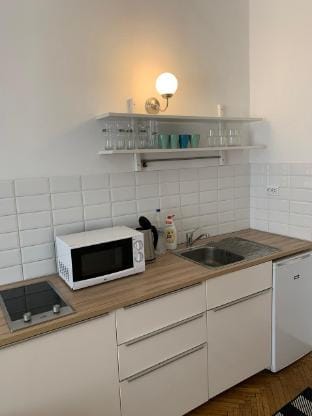Siptwo - fizzy studio right in the centre Apartment in Budapest