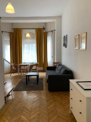 Sipthree - fizzy studio right in the centre Apartment in Budapest