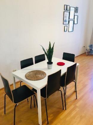 Ergola - spacious cozy 2 big rooms downtown home Vacation rental in Budapest