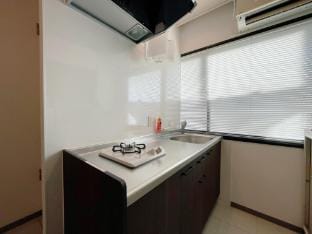 Matsuyama Castle Walk | Private Room | Free Parking | 8 Guests | 1 min Walk to Minamimachi Station Apartment in Japan
