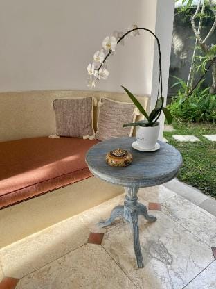 Unique 3BR Villa: Pool, Pererenan beach 2 min walk Vacation rental in Mengwi