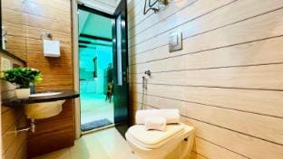 BluO 1BHK City Centre - Balcony, Lift, Terrace Apartment in New Delhi