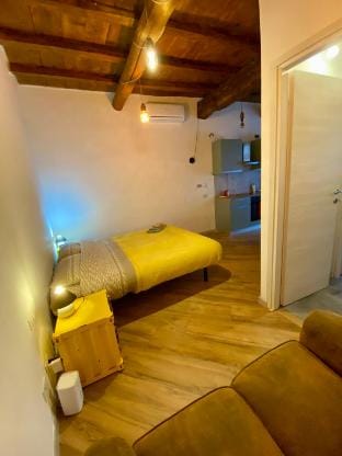 Ruti's House - Monolocale vicino Malpensa Apartment in Lombardy