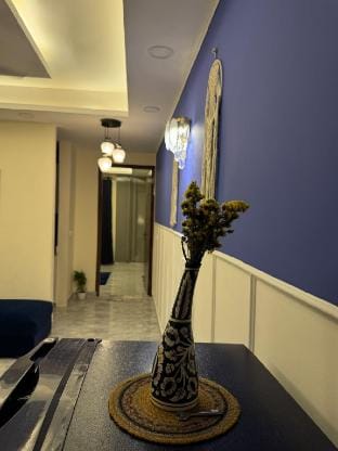 Greece vibes-flat/private/ cozy space in Delhi/NCR Vacation rental in New Delhi