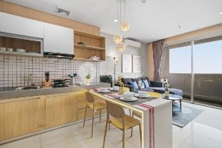 Brunna by Kozystay - Alam Sutera Vacation rental in West Java