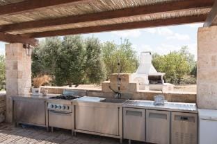 Trulli Aletheia con Piscina Privata Villa in Province of Taranto