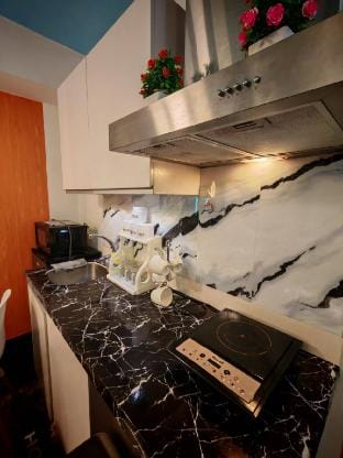 Azure Condotel Beach View Unit near Airport Vacation rental in Paranaque