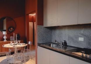 Cassina Art Riverside Residence Apartment in Florence