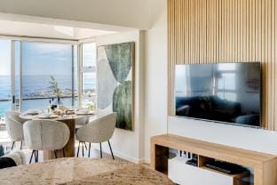 Ocean View 2 bed Apt in Camps Bay Skyline Heights Apartment in Camps Bay