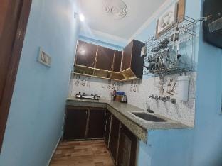 Ez 1BHK/Wi-fi/full kitchen/smartTV/washing machine Vacation rental in New Delhi