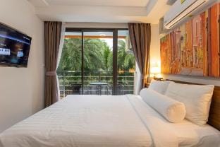 *15 Mins Airport | 1BR Pool & Beach Access  C194 Vacation rental in Mai Khao