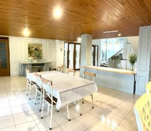 Big Villa Bandung  (D'Garden) Vacation rental in Parongpong