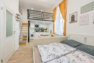HLY|Cozy and quiet studio 100m from Wenceslas Sq. Apartment in Prague