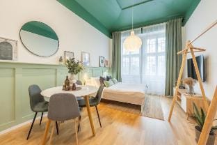 HLY|Cozy Flat w/ Park & Museum View Vacation rental in Prague