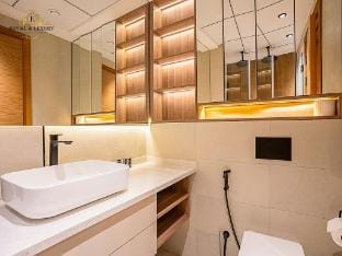 Brand New | Modernized Studio Vacation rental in Dubai