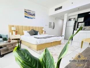 Fully Upgraded Studio | Close to Downtown Dubai Vacation rental in Dubai