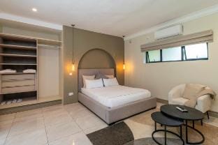 The Manor House - Deluxe Suite 
#02 Vacation rental in South Africa