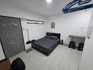 ZZZ Studio Stay Pulau Indah, Klang. Vacation rental in Selangor, Malaysia