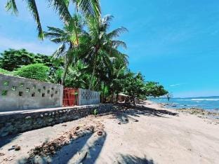 Beach house away from the city Vacation rental in Central Visayas