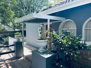 Buona Notte Autumn Suite Vacation rental in Johannesburg