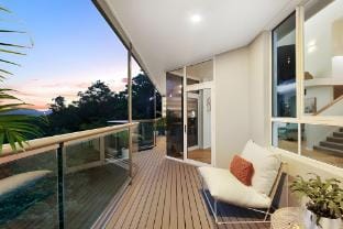Six Bedroom Oasis in Burleigh Heads Vacation rental in Palm Beach