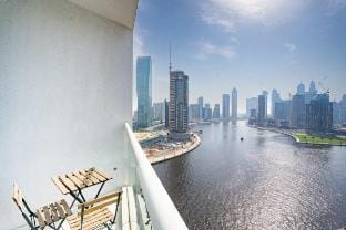 Escape24 - Studio DAMAC Maison Prive, Business bay Vacation rental in Dubai