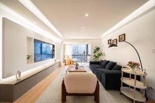 CityHome-3BRs, 2Baths, High-end Design, Nanjing Rd Apartment in Shanghai