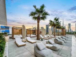 SIMPLY COMFORT Upside Living Burj Khalifa View Apartment in Dubai