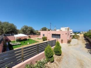 Detached House - Villa mariva Vacation rental in Crete