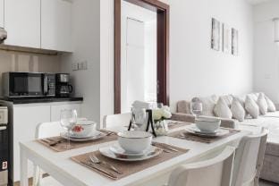 2Br in Binghatti Gateway by Simply Comfort  Apartment in Dubai